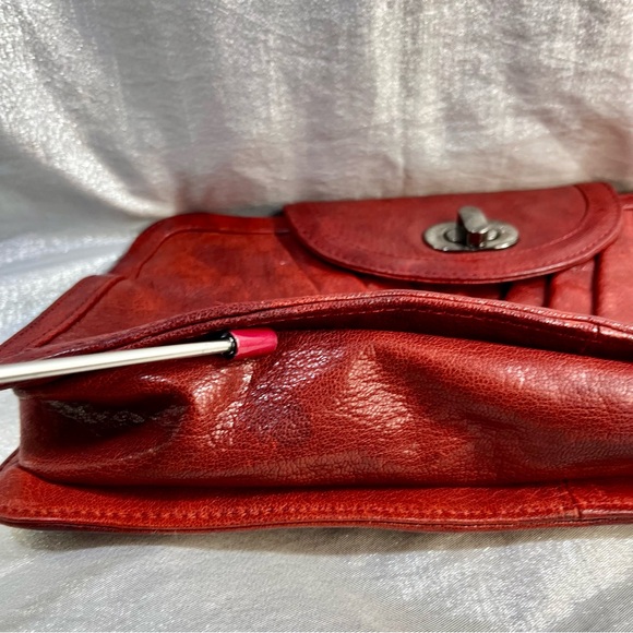 Treesje Metro Leather Clutch Purse - Picture 10 of 11